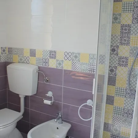 Zenestrin Çiftlik konaklama *